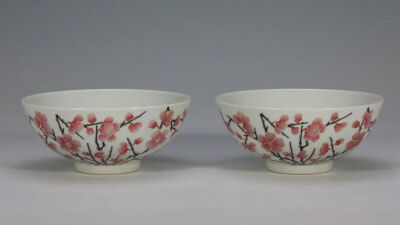 清道光 粉彩梅花纹碗
观复博物馆藏
