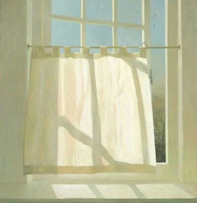 在荷兰画家Jan van der Kooi的油画中，仿佛可以听见微风和阳光窸窣的声音，墙壁、地板和窗帘的白色被阳光烘得发暖，大片慷慨的柔白色光影弥漫出诗意与沉静，画面中出现的鲜花、篮筐都显得那么悠然和恰当，传递出无尽…