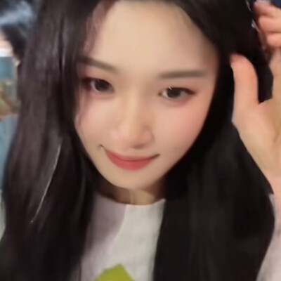 我倒贴了一百次，一千次，才意识到自己没有耐心与你一决高下了