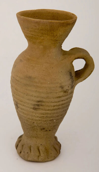 15世纪初，德国锡格堡生产的陶杯