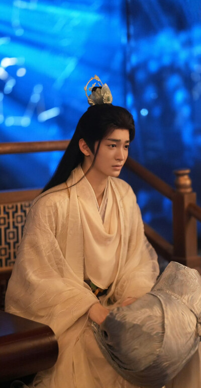 丁嘉文《白日提灯》风夷