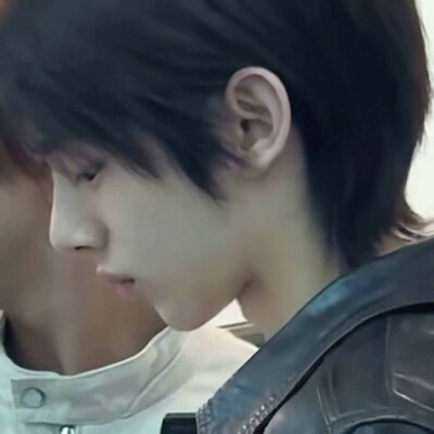 背靠背钻研味道最甘甜