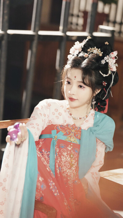 许清欢 爹！求你别升了，败家闺女只想求流放！石雪婧