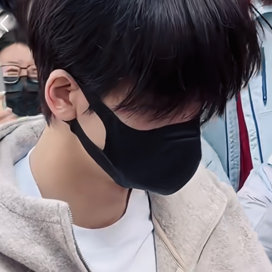 张凌赫
都调过！