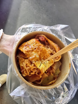 前两天去夜市吃了点东西都不好吃