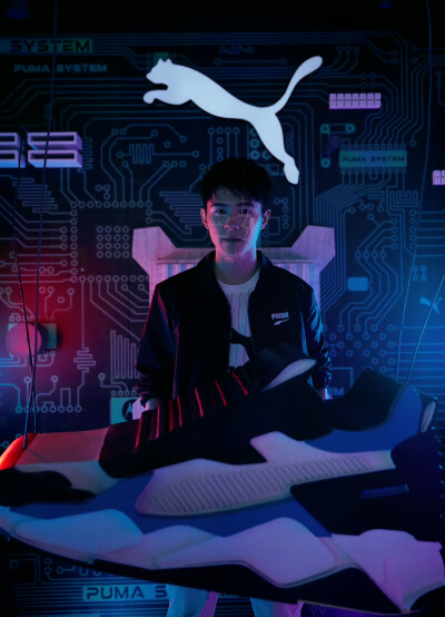 刘昊然