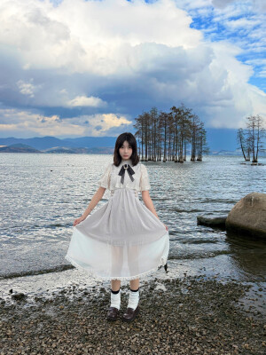 我在你森林里扮演的角色太蘑菇了