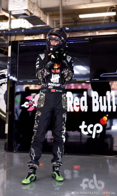 ദ്ദി˶ｰ̀֊ｰ́ )✧