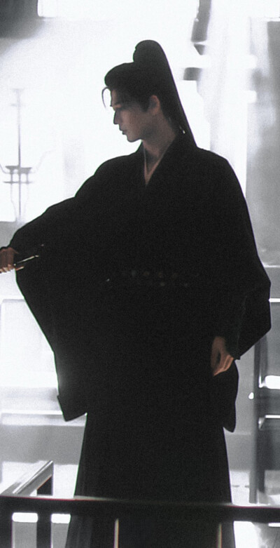 张凌赫《逐玉》谢征