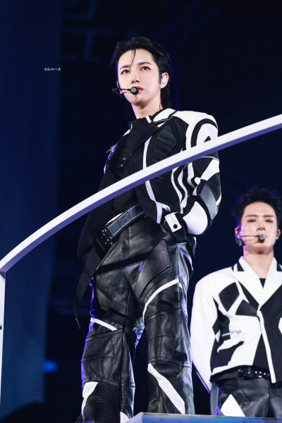 黄仁俊 饭拍高清