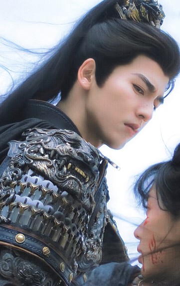 张凌赫《逐玉》谢征