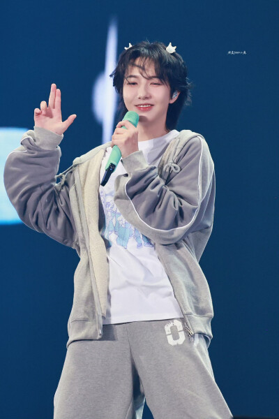 黄仁俊 饭拍高清