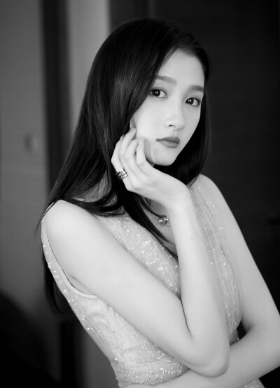 关晓彤