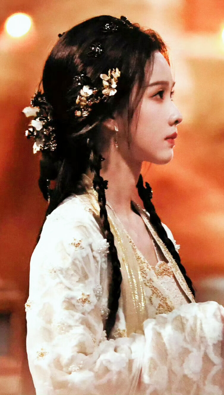 陈都灵