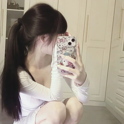 女生头像
喜欢点赞关注收藏