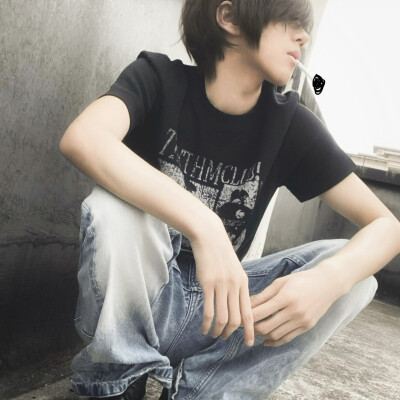 男头
二传头像注明出处