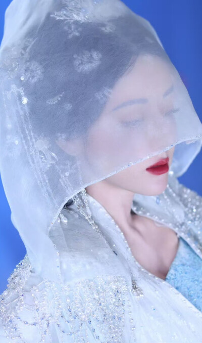 迪丽热巴《白日提灯》贺思慕