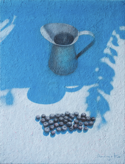 英国艺术家Andrejs Dinvalds （安德烈•丁瓦尔兹） 1970年出生于拉脱维亚里加，曾在波罗地海的媒体公司承担过多个电视频道的视觉设计工作。Andrejs画的通常都是非常简单常见的器皿，水果或者鲜花，多以俯视的角度，…