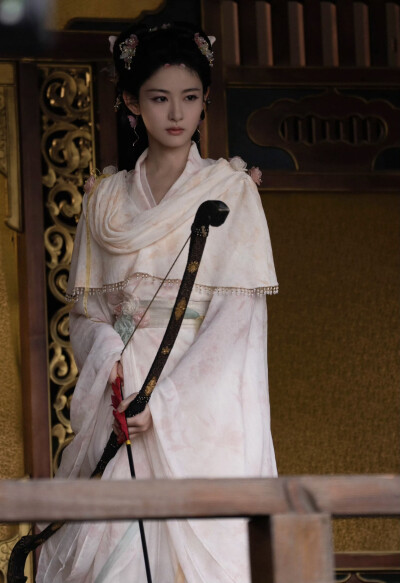 在你眉梢种红豆