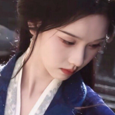 我特别特别喜欢这组。好有神性……（我都调过了用就收单吧谢谢！