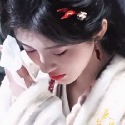 我真的喜欢这套衣服。食用请收单(´･ω･`)