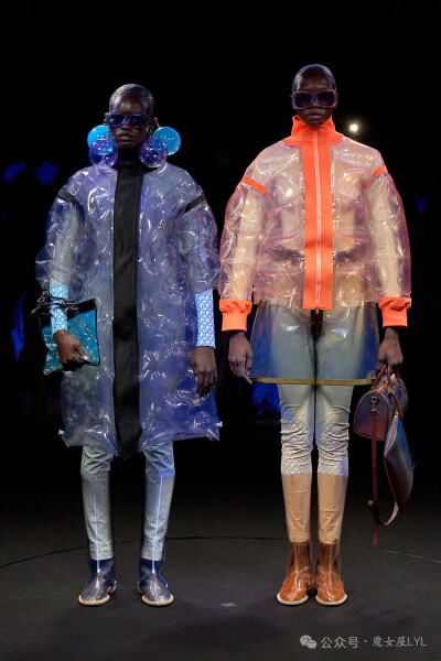 ANREALAGE 这个先锋时尚品牌
