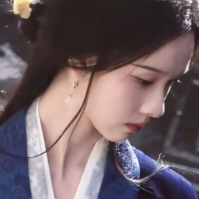 我特别特别喜欢这组。好有神性……（我都调过了用就收单吧谢谢！