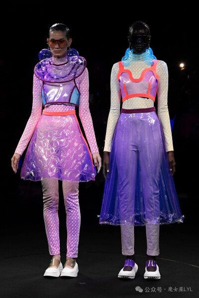 ANREALAGE 这个先锋时尚品牌
