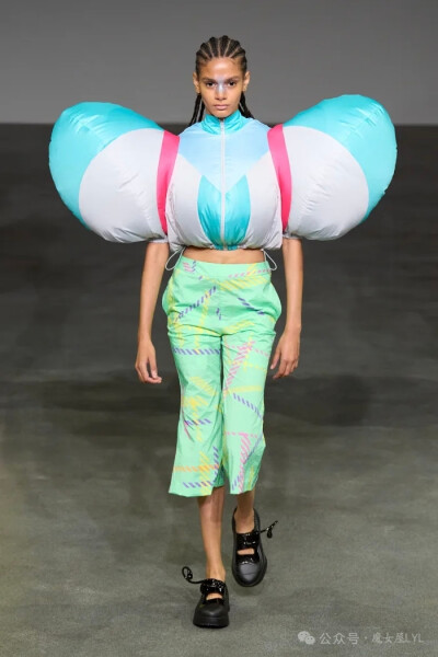 ANREALAGE 这个先锋时尚品牌
