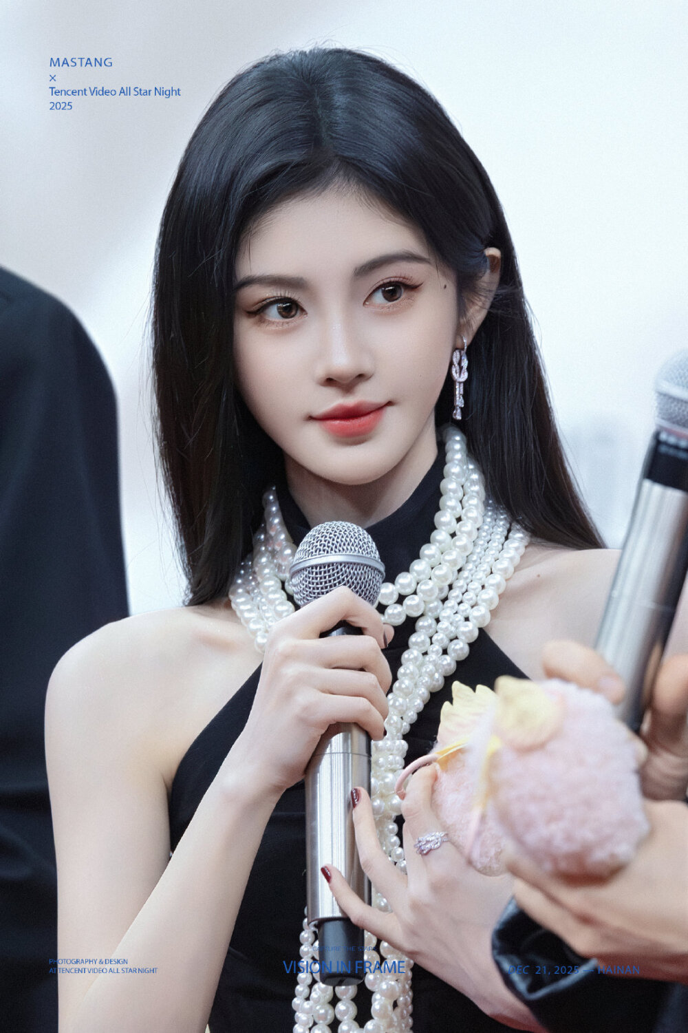 鞠婧祎