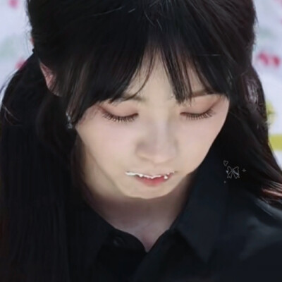 四月的第一天，迎来了我和薇薇的第十二个一百天！