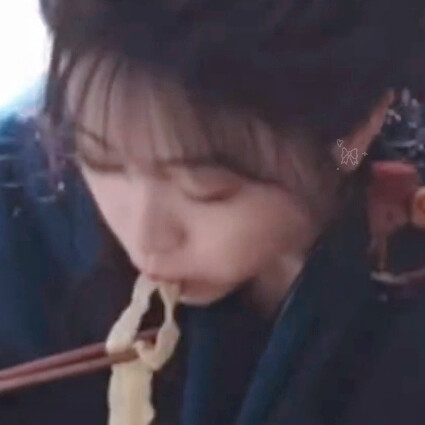 很糊但非常萌的几张长玉小团子