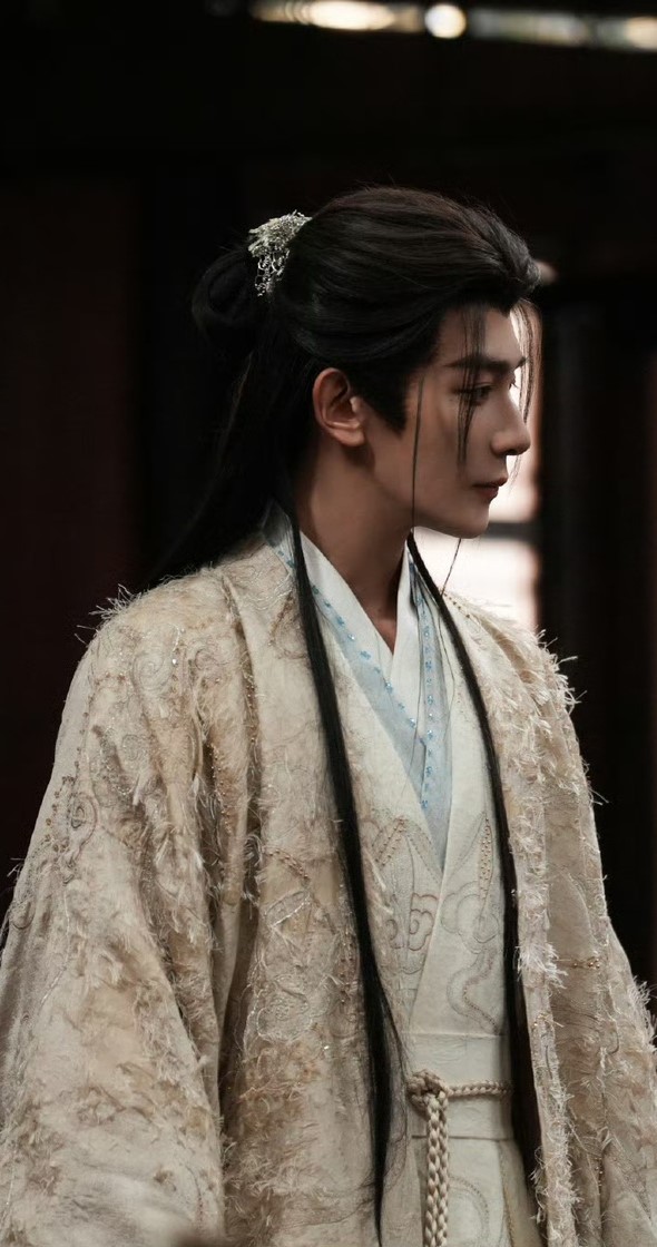 夏之光《月鳞绮纪》柳为雪