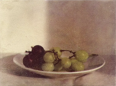 波比·琼斯是一位英国当代具象画家，以兼具写实基础与松动笔触的人物绘画而受到关注。她的创作立足于直接观察与写生传统，同时融入更为当代的绘画意识，使作品在结构准确与表现自由之间形成平衡。