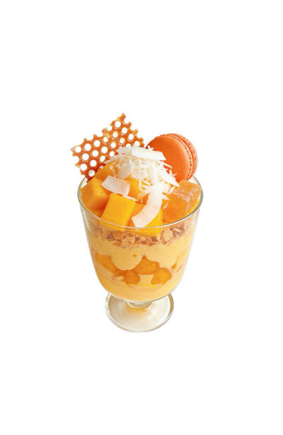 芭菲甜品白底头像