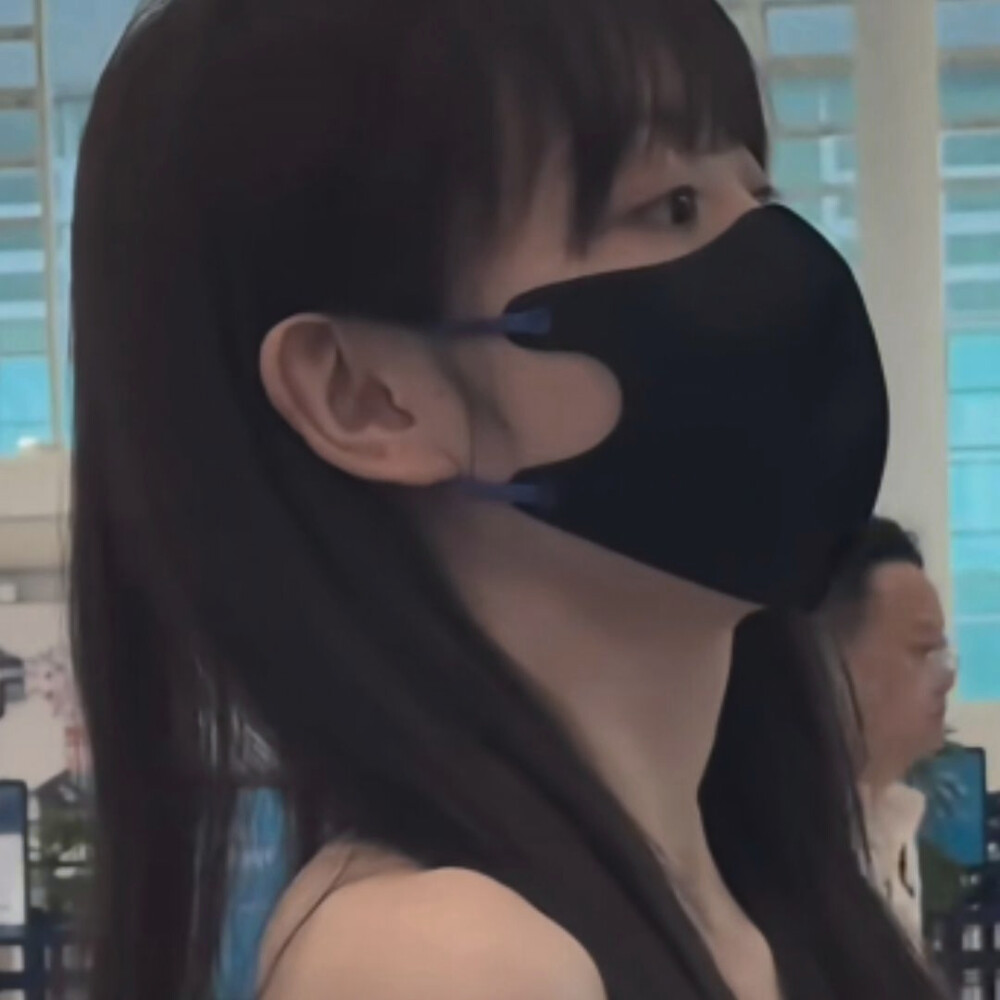 依旧