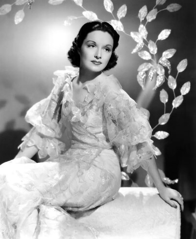  Gail Patrick
