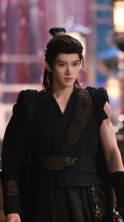 闫桉《月鳞绮纪》厉劫