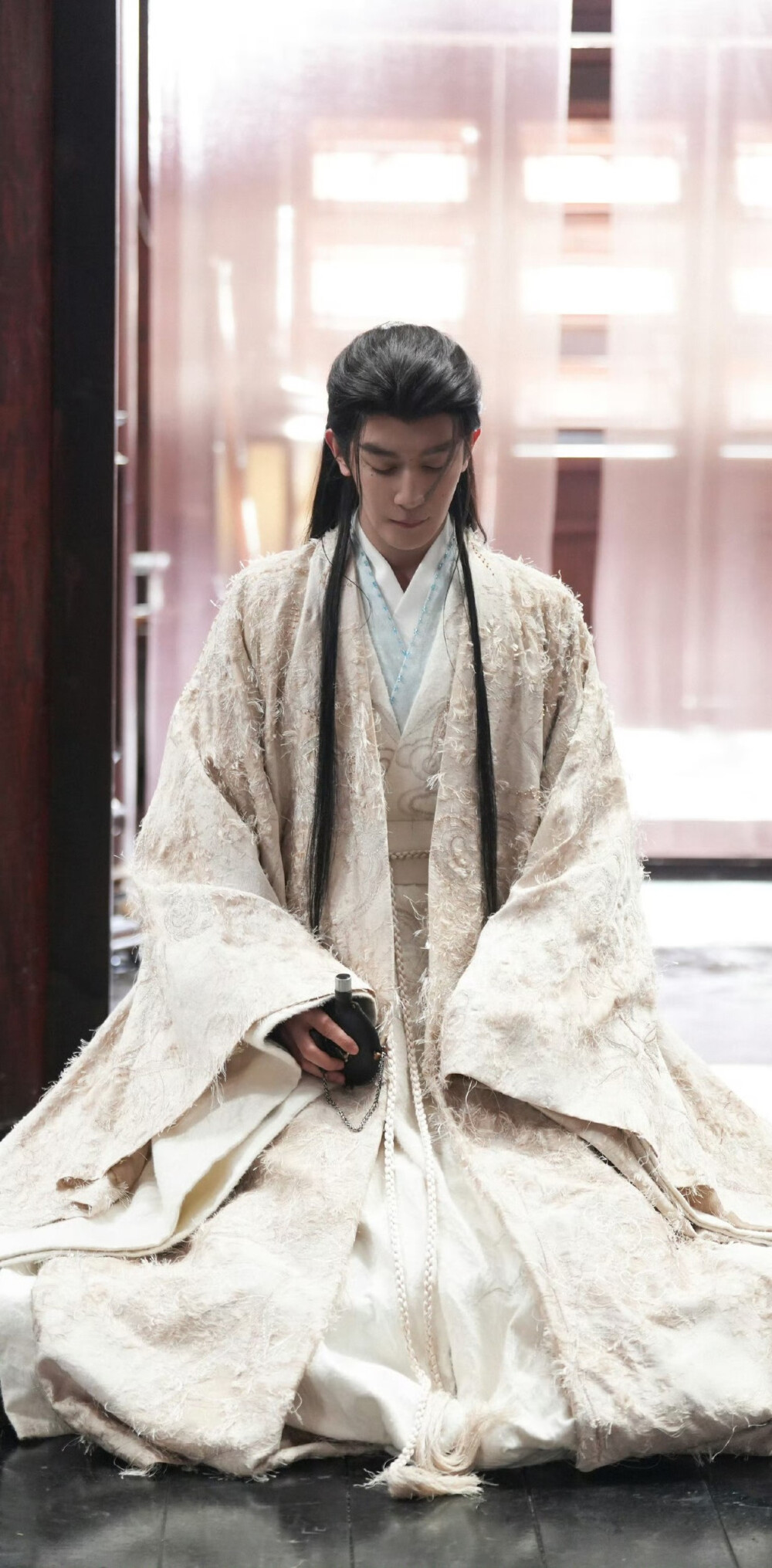 夏之光《月鳞绮纪》柳为雪