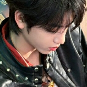 你说的专情像烟火