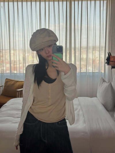 lia_loves___​​​