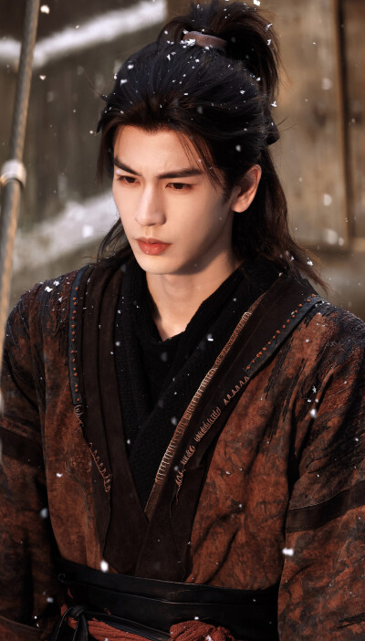 张凌赫《归鸾》萧厉