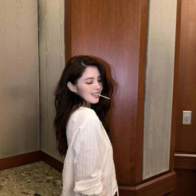 韩素希