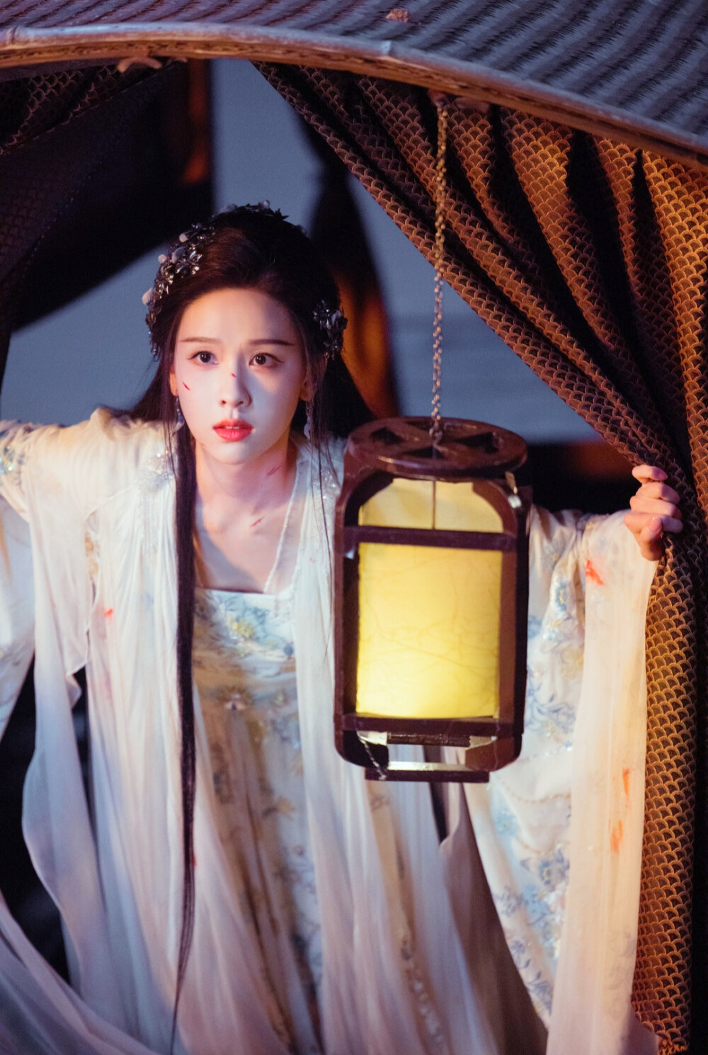 陈都灵