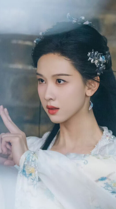 陈都灵《月鳞绮纪》雾妄言