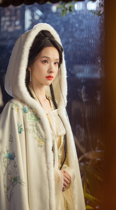 陈都灵《月鳞绮纪》雾妄言