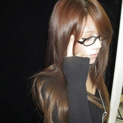 不希望你心事重重 希望你像晴天一样明媚 天天开心