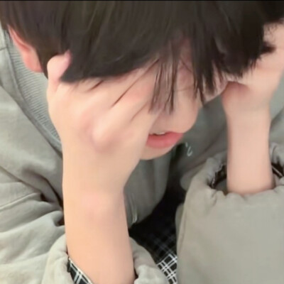 愿你永远都做一个相信童话的天使男孩