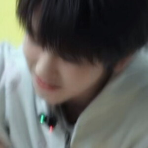 愿你永远都做一个相信童话的天使男孩