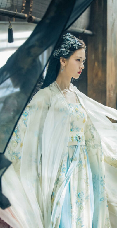 陈都灵《月鳞绮纪》雾妄言